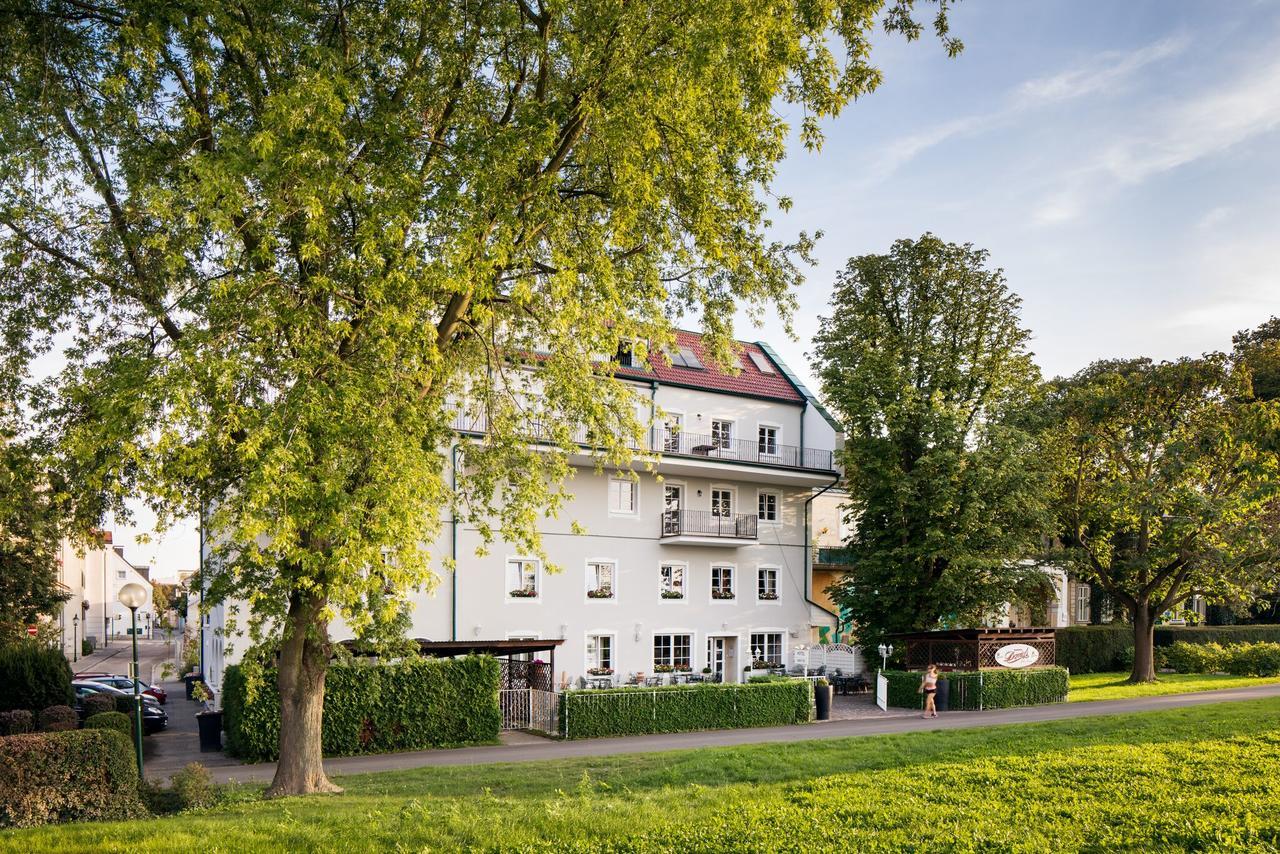 Hotel Nibelungenhof Tulln An Der Donau Exterior foto